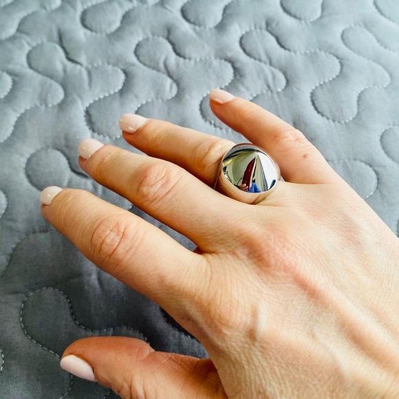 MARC BY MARC JACOBS Cone Head Silvertone Ring - Picture 5 of 8